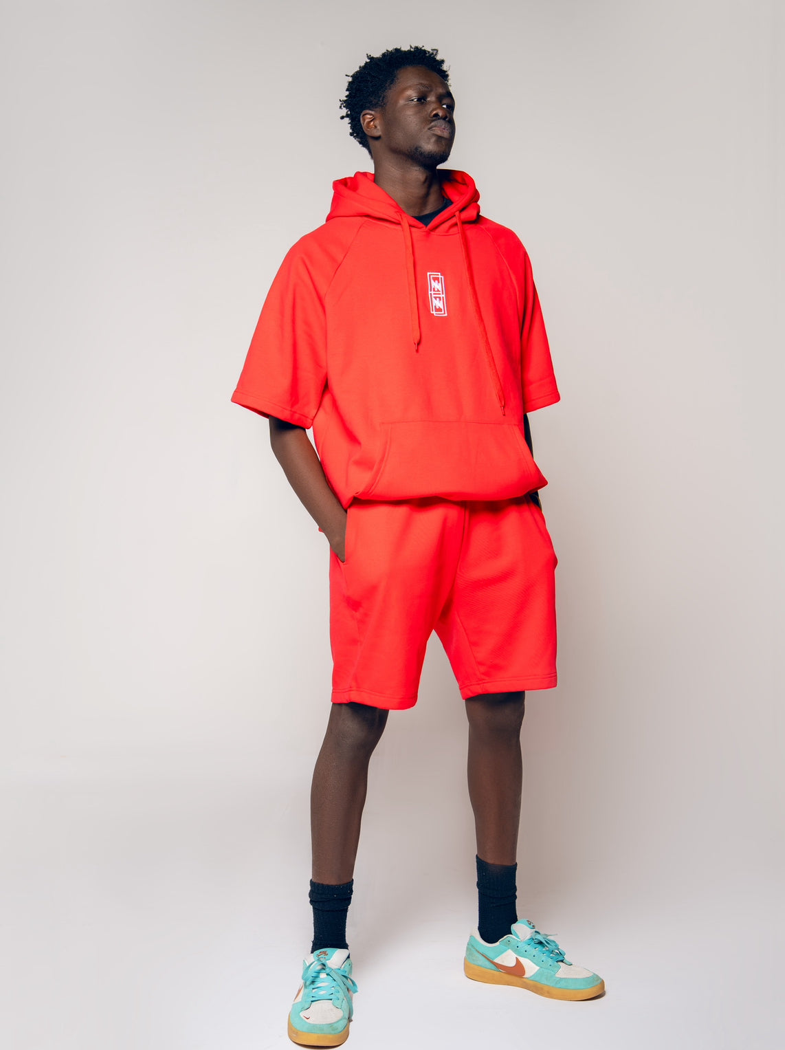 Nikel Embroidered complete set sleeveless hoodie and short